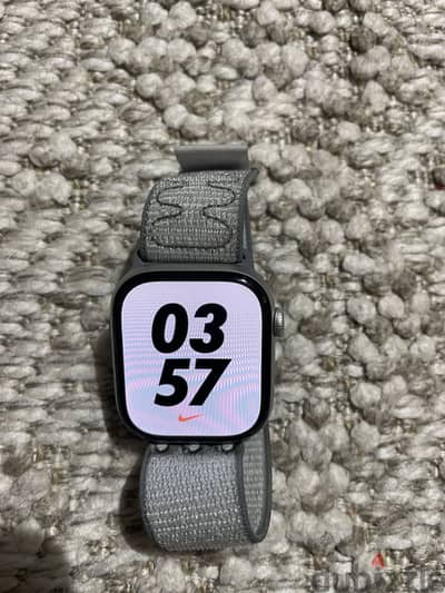 Apple Watch Series 11 (46mm) Silver - Like New