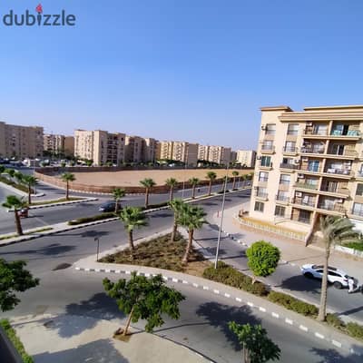 89 m in Al-Rehab for sale, excellent location, first residence, sea view, close to the mosque, club, and services