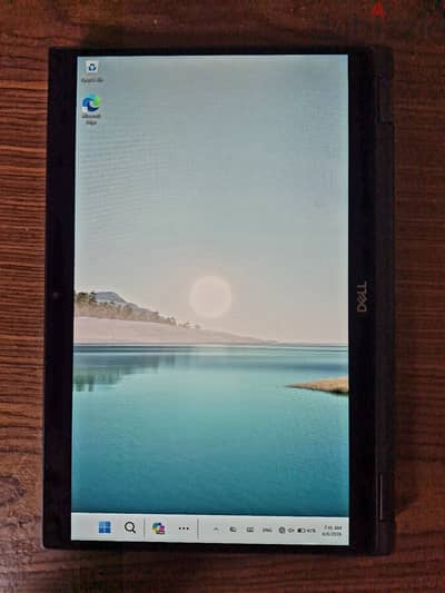 Dell 7390 لابتوب وتابلت جيل ثامن بحالة ممتازة