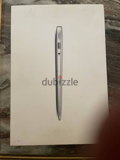 لاب توب ماك بوك إير MacBook Air 11-inch (إصدار 2014)