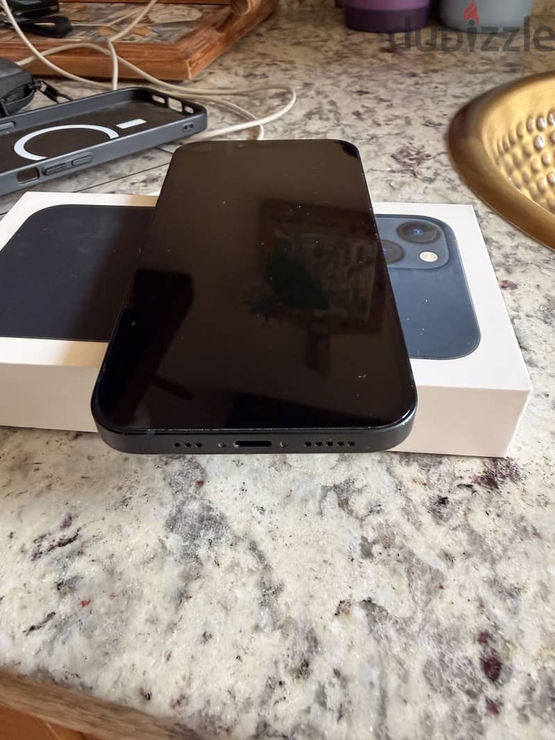 Apple - iPhone 13 2