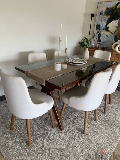 Dining table + 6 chairs for sale