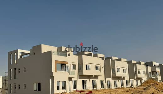 Villa StandAlone  with a distinctive view in V-Levels, opposite Beverly Hills