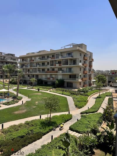 شقة مفروشة للإيجار في سوديك فيليت بإطلالة مباشرة على حمام السباحة 3 غرف