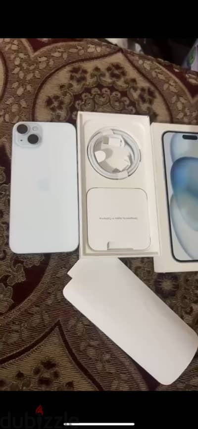 آبل - آيفون 15 بلس