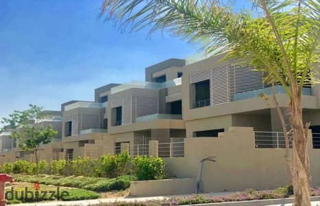 للبيع فيلا فاخرة في ذا كراون من بالم هيلز بجوار نادي الجزيرة و جولف فيوز
