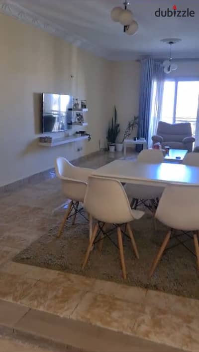 شقة للبيع في كمبوند حدائق المهندسين    فرصة استثمارية مميزة لوحدة جاهزة بعائد إيجاري قائم.