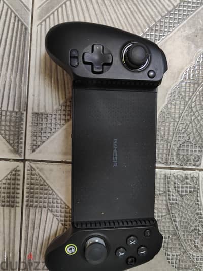 ذراع GameSir (نسخة Type-C) بحالة ممتازة وأزرار سليمة 100%