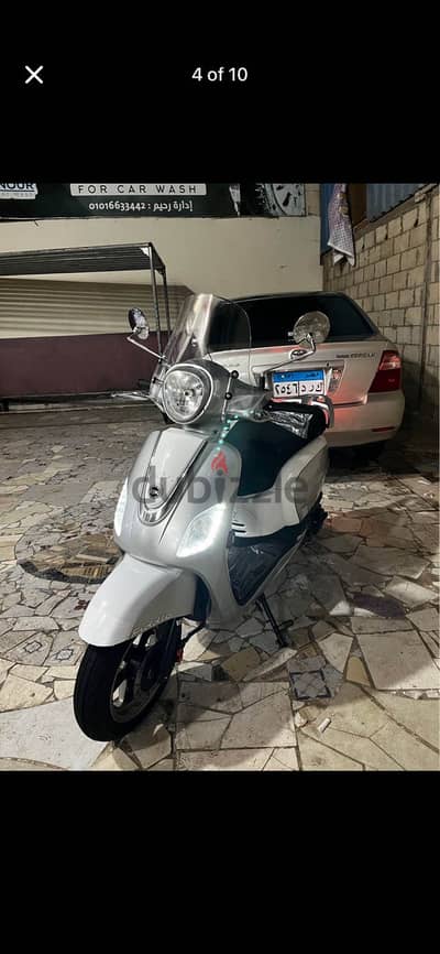 سكوتر بنزين sym