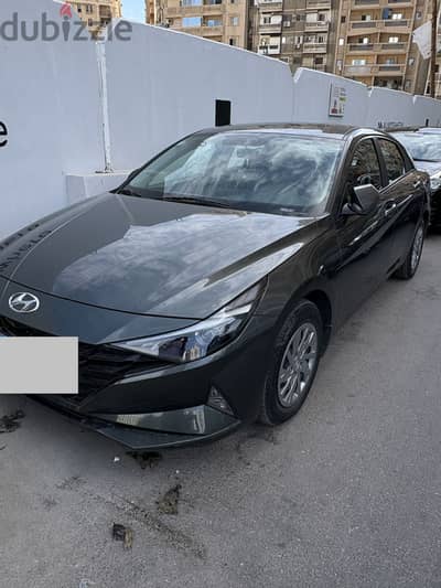Hyundai Elantra 2022