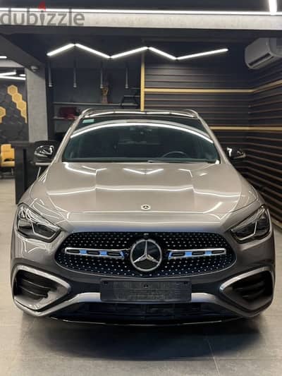 Mercedes-Benz GLA 200 2024