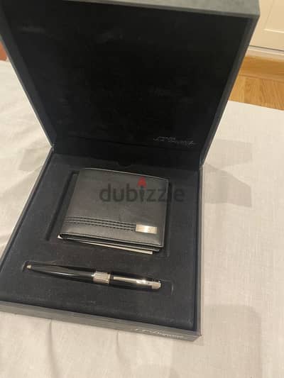 S. T Dupont Wallet & Pen set