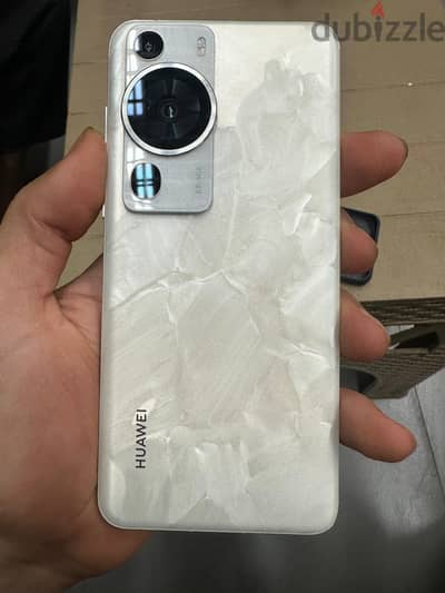 P60 pro للبيع او البدل ب فلاجشيب نفس المستوى