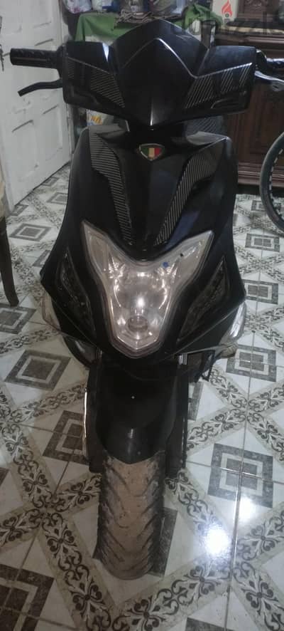 سكوتر حوا ار 8