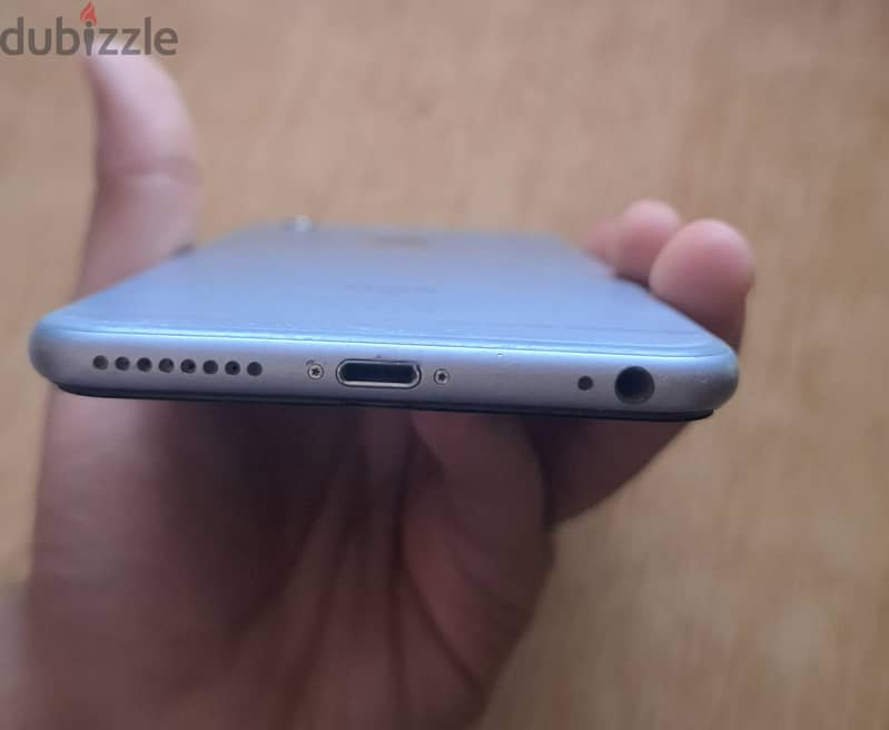 IPHONE 4