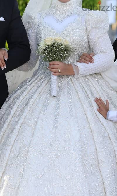 فستان زفاف
