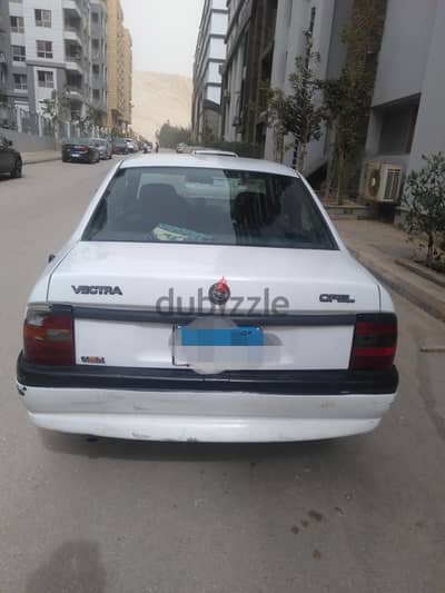 أوبل فيكترا 1995