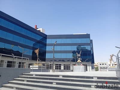 For sale: a 49 sq m commercial space on the ground floor and a 27 sq m outdoor area in the largest mall with Al Banafseg services, steps from Sadat Ax