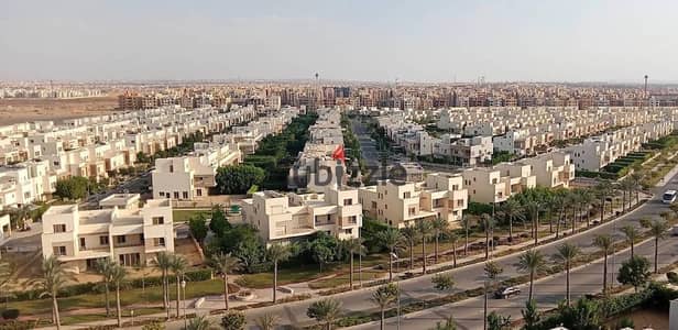 فيلا 410م مباني وارض 711م استلام فوري في كمبوند جراند هايتس اكتوبر من وصلة دهشور امام الشيخ زايد