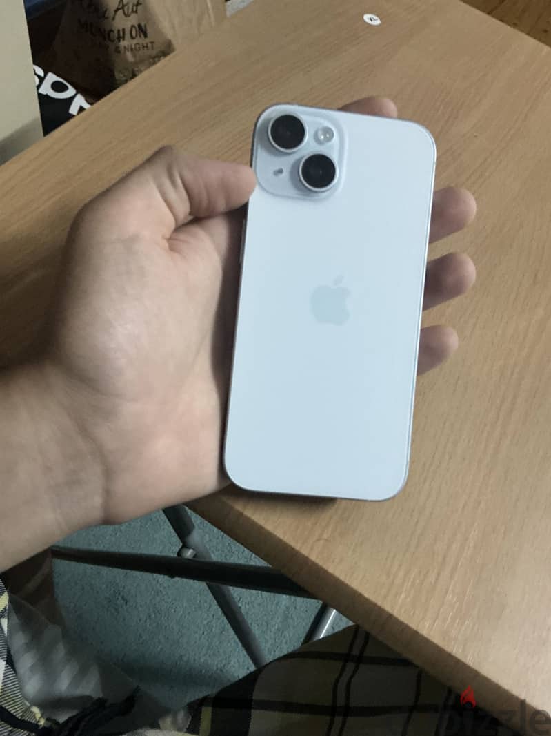 Apple - iPhone 15 2