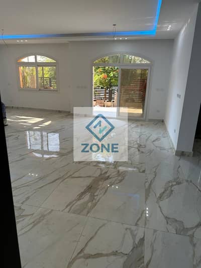 Townhouse villa for sale in Madinaty, i-model classic, wide garden view, next to the mosque and services.