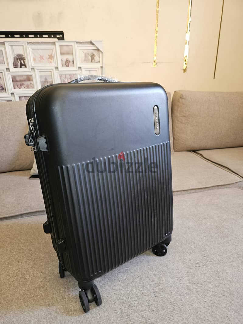 samsonite carry on 1