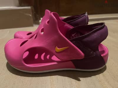 New Nike Sunray protect 3 sandals