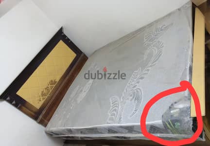 سرير و مرتبه جديده لم تستخدم