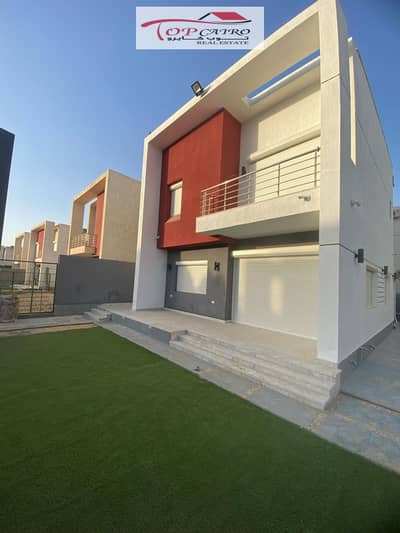 فيلا مميزه للبيع في مدينتي نموذج i مودرن بموقع متميز جدا من جميع الخدمات تشطيبات اللتر سوبر لوكس ومميزه جدا البيع بالمطبخ والتكيفات