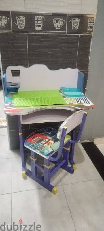 مكتب و كرسي