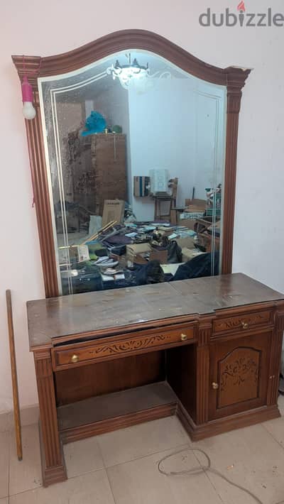 تسريحة غرفة نوم مرايا