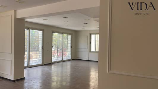 Luxury Apartment for Sale – 600 sqm, Fully Finished in El Shouyfat, New Cairo (Fifth Settlement) – Immediate Delivery