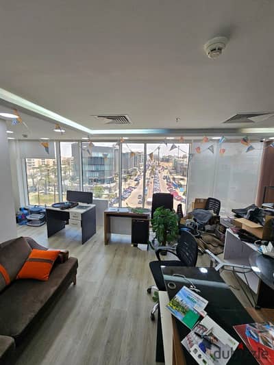 Premium office headquarters 147 sqm panorama air-conditioned for rent in Trivium Square best administrative building in the Fifth Settlement