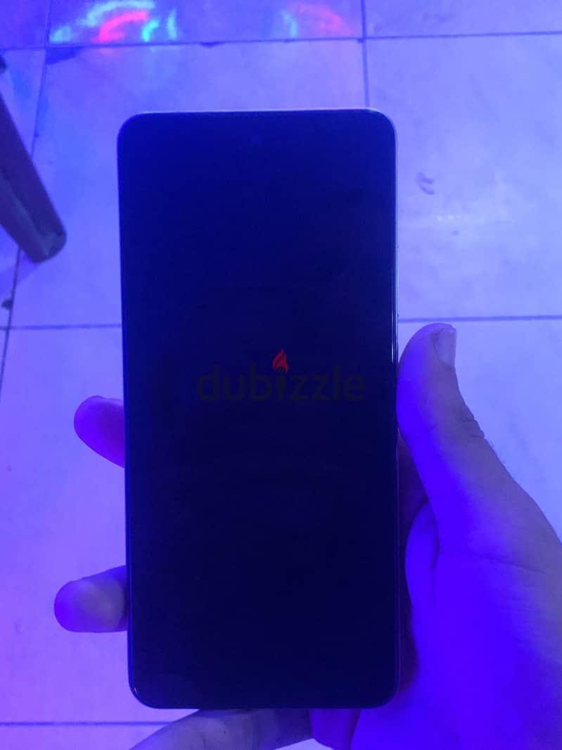 Realme C75 4