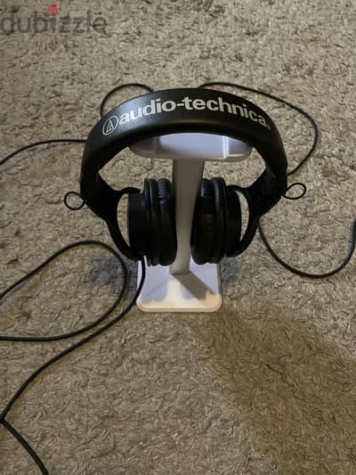 Audio-Technica ATH-M20x professional studio headphones