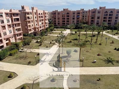 Apartment for sale in Al Rehab, Phase 5, 224 sqm. Wide garden view. Owner finished. Price includes furniture and appliances.