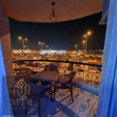 شقة مفروشة للإيجار في الرحاب – المرحلة الثامنة أمام سوق الشرقي مباشره| 131 متر | 3 غرف نوم | جاهزة للسكن فورًا