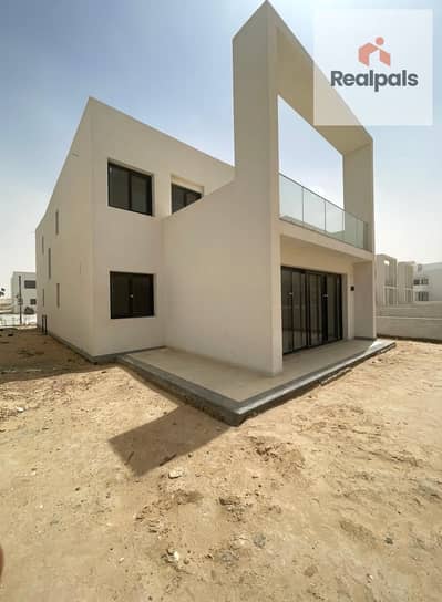 VILLA (( Ready to move )) FOR SALE - Direct on lagoon - D-Bay