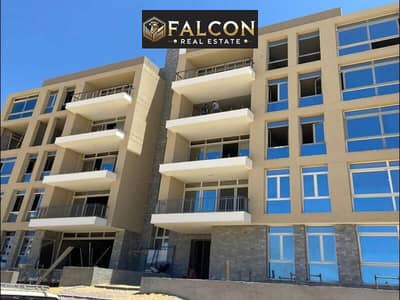 At a special price, you can receive a semi-finished chalet on the lagoon in Marina 8, New Alamein, North Coast