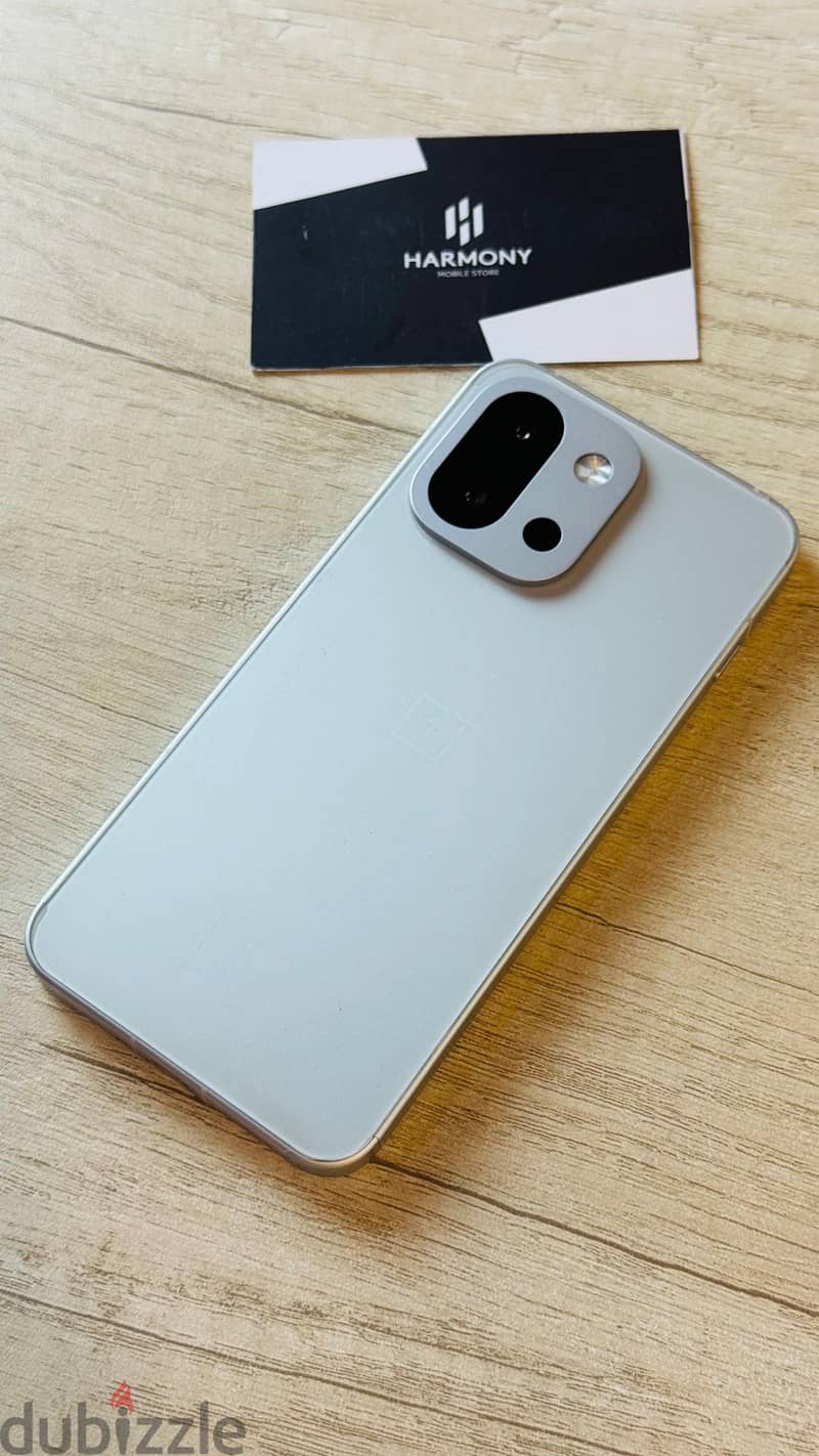 One Plus 13t 3