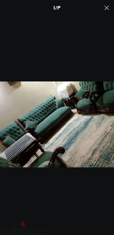 كنبه كبيره  و ٤ كراسي  كبار