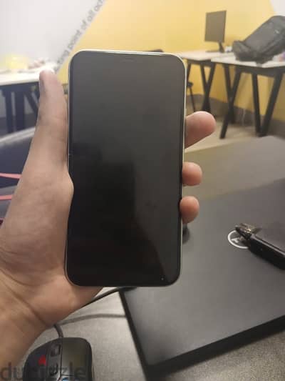Apple - iPhone 11