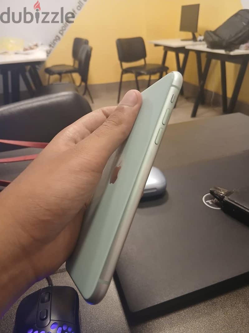 Apple - iPhone 11 1