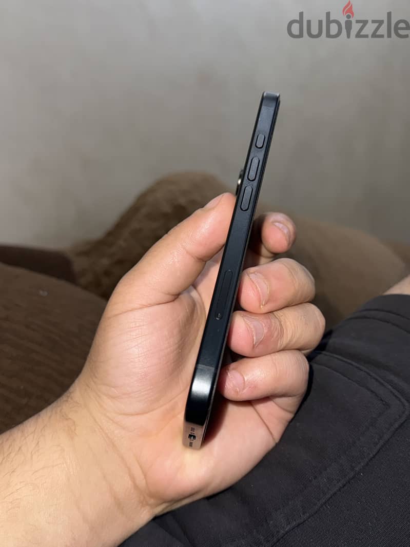 Apple - iPhone 16 3