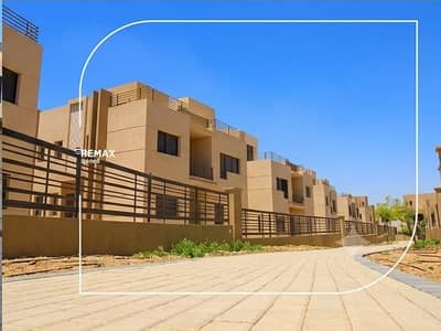 family house with a large garden for sale in a prime location Open View Ready to Move in sheikh zayed