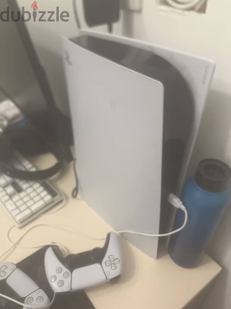 ps5 fat cd edition with 2 controllers 1