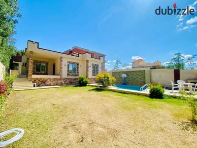 فيلا للإيجار اليومي بحمام سباحه في كينج مريوط | الإسكندريه •