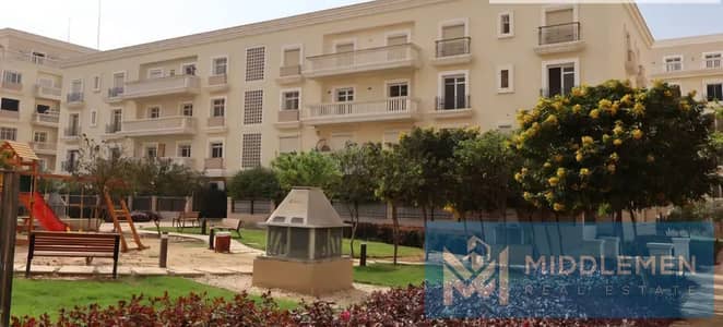 شقة 4 غرف نوم بحري دبل فيو فيها 5 بلكونات علي واجهة الشقه في كمبوند هايد بارك التجمع - Hyde Park New Cairo