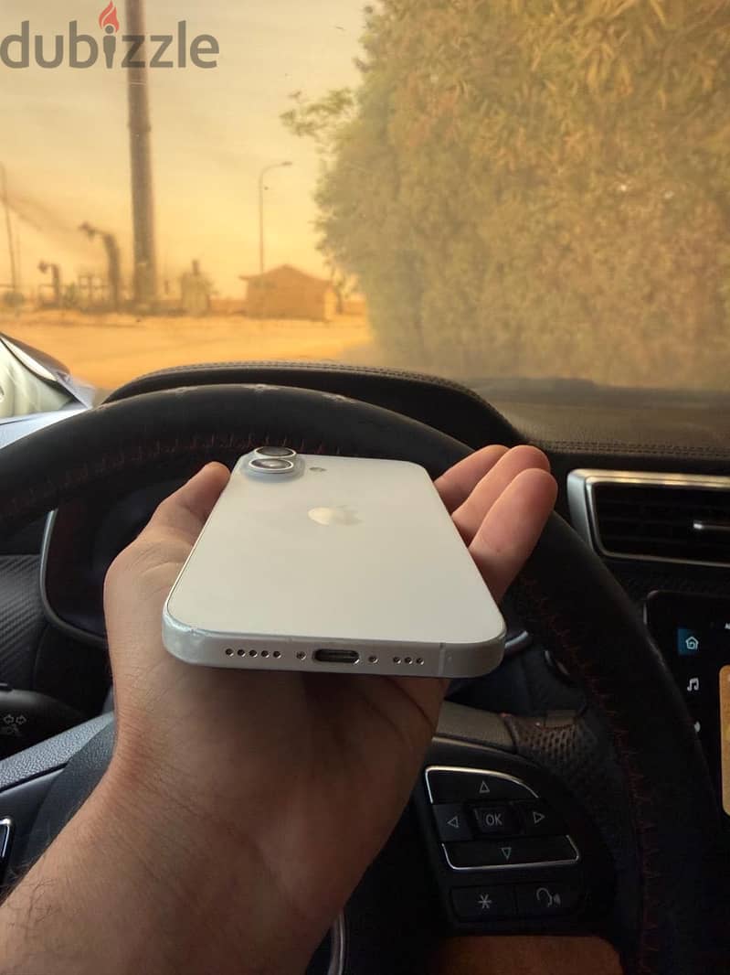 Apple - iPhone 16 4