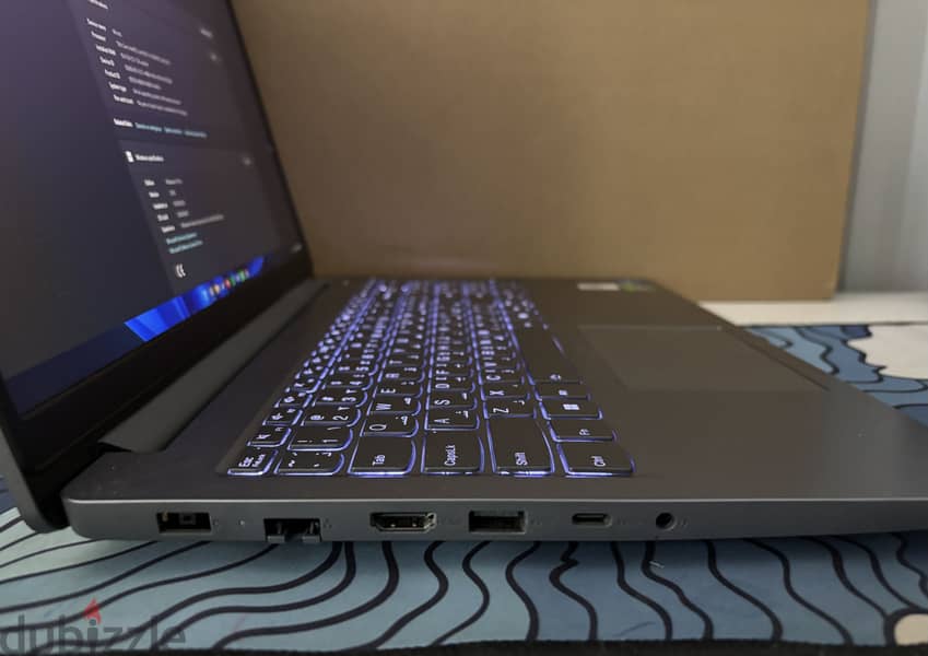 Lenovo LOQ Essential Gaming 5
